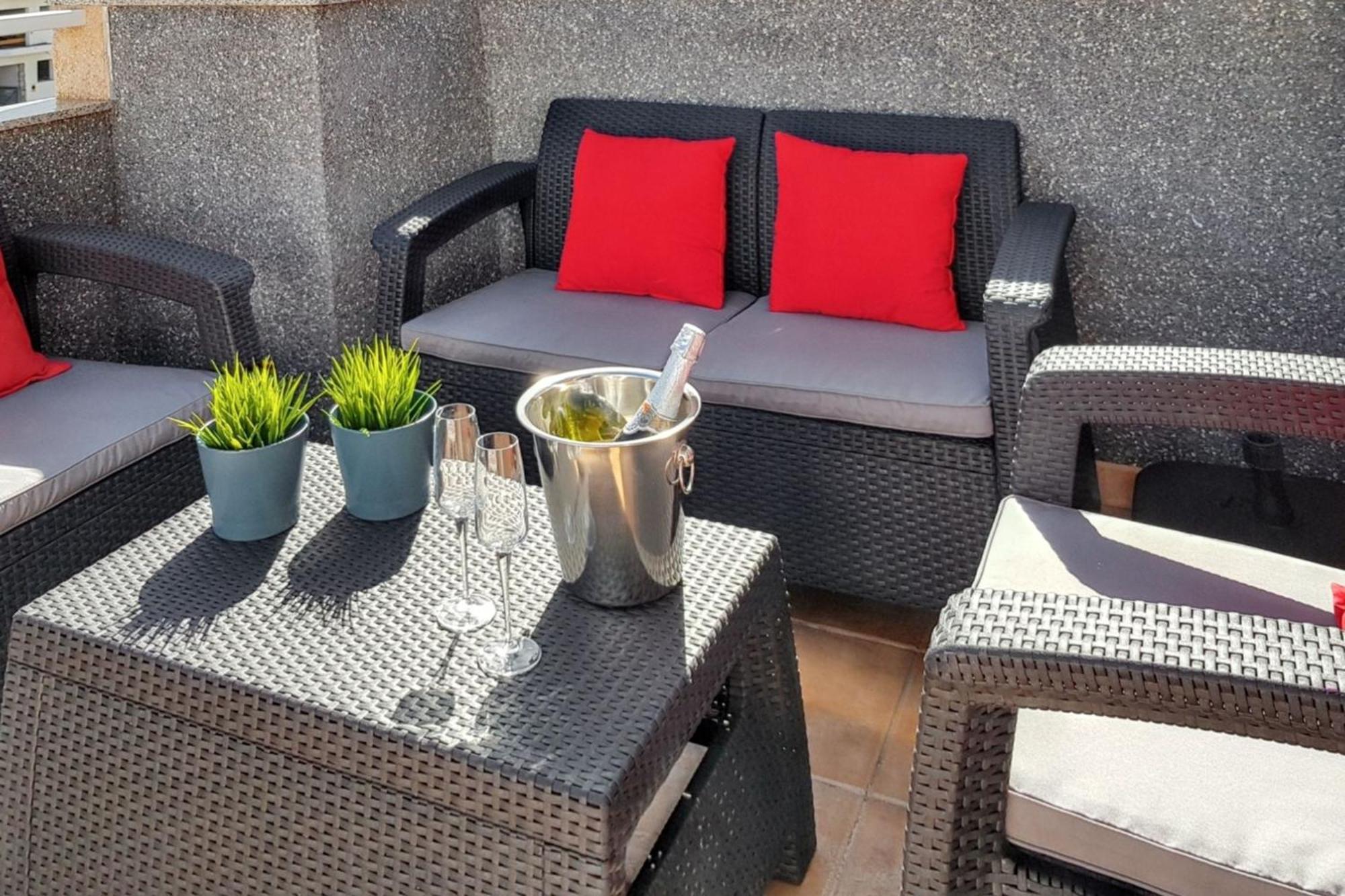 Bright Apartment In Puerto De Santiago 65 M² Terrace Eksteriør bilde